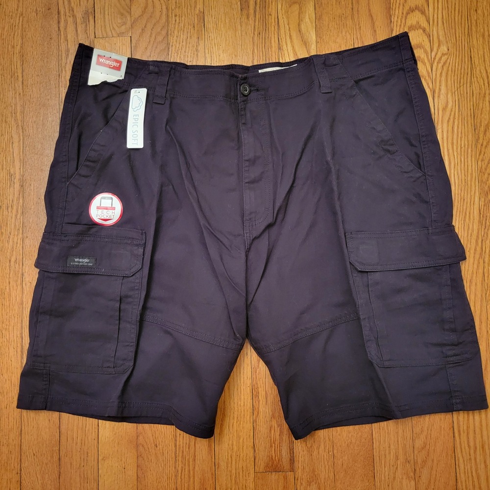 Wrangler Black Relaxed Fit Cargo‎ Shorts Tech Pocket Epic Soft 42x10 Hiking